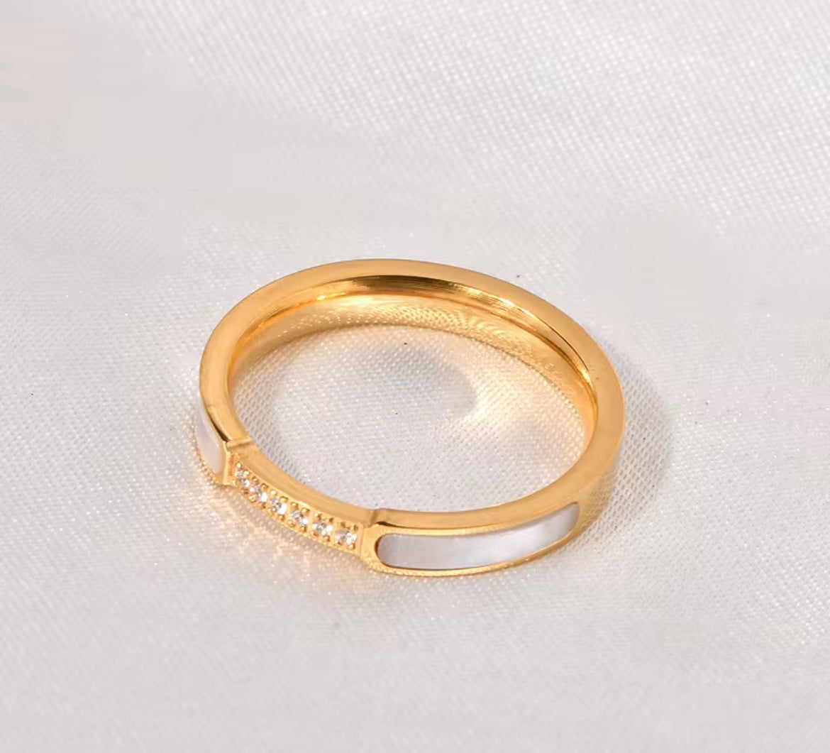 Dainty Mother of Pearl Inlay Ring