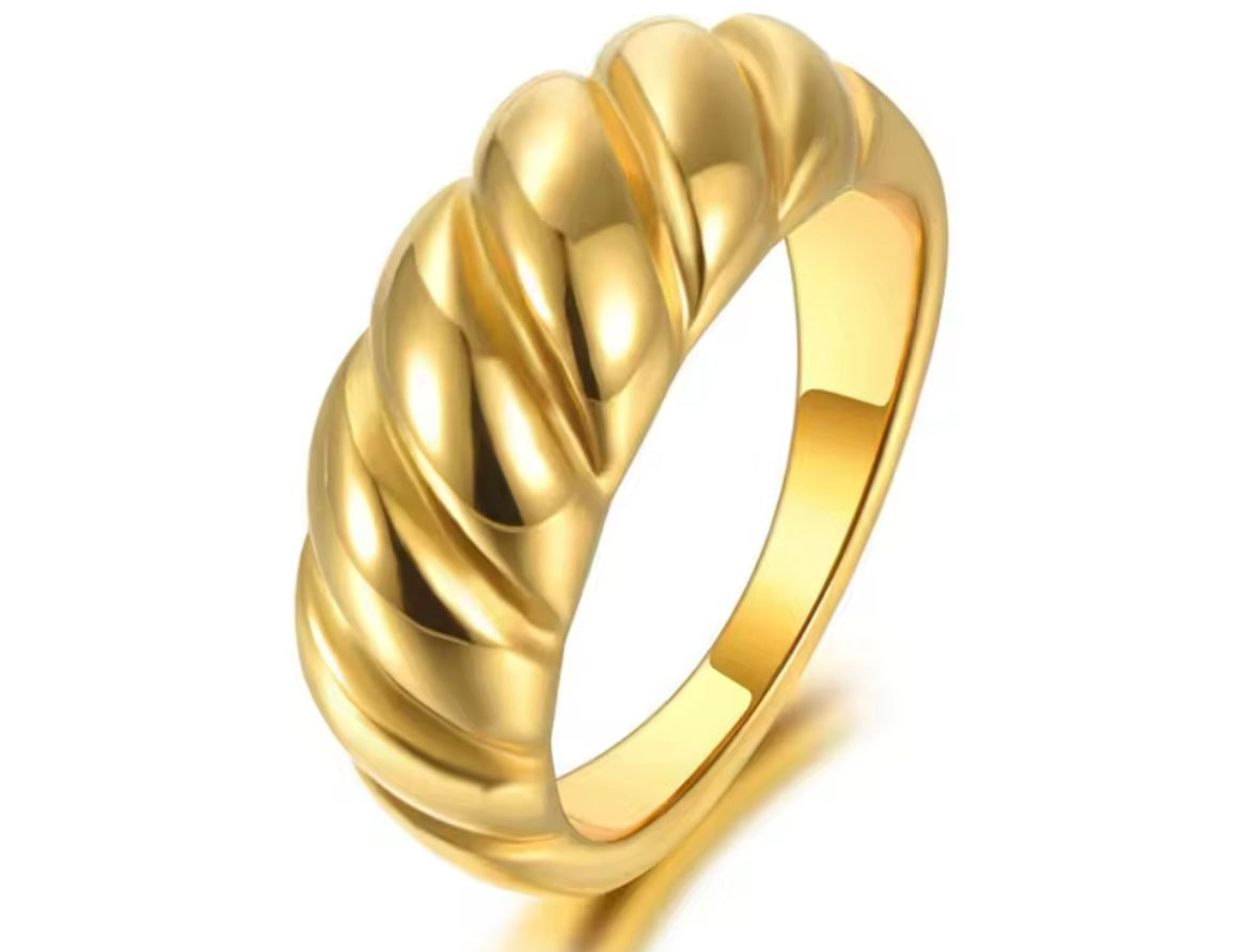 Golden Twist Stainless Steel Ring
