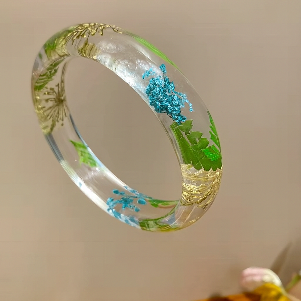 FloraGlow Resin Bangle Collection β Natural Dried Flower Bracelets