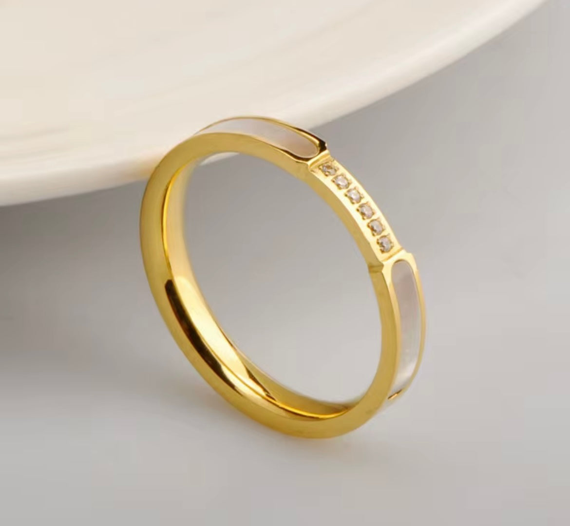 Dainty Mother of Pearl Inlay Ring