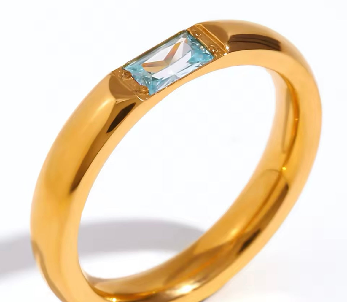Zaria Gem Band Ring– 18K Gold Plated Elegance