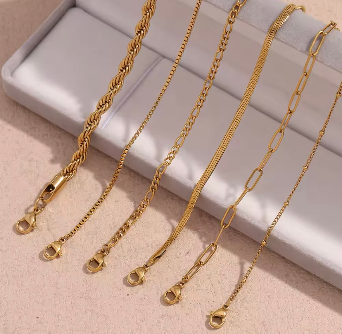 The Golden Essentials Bracelet Set – 18K Gold Plated Favourites