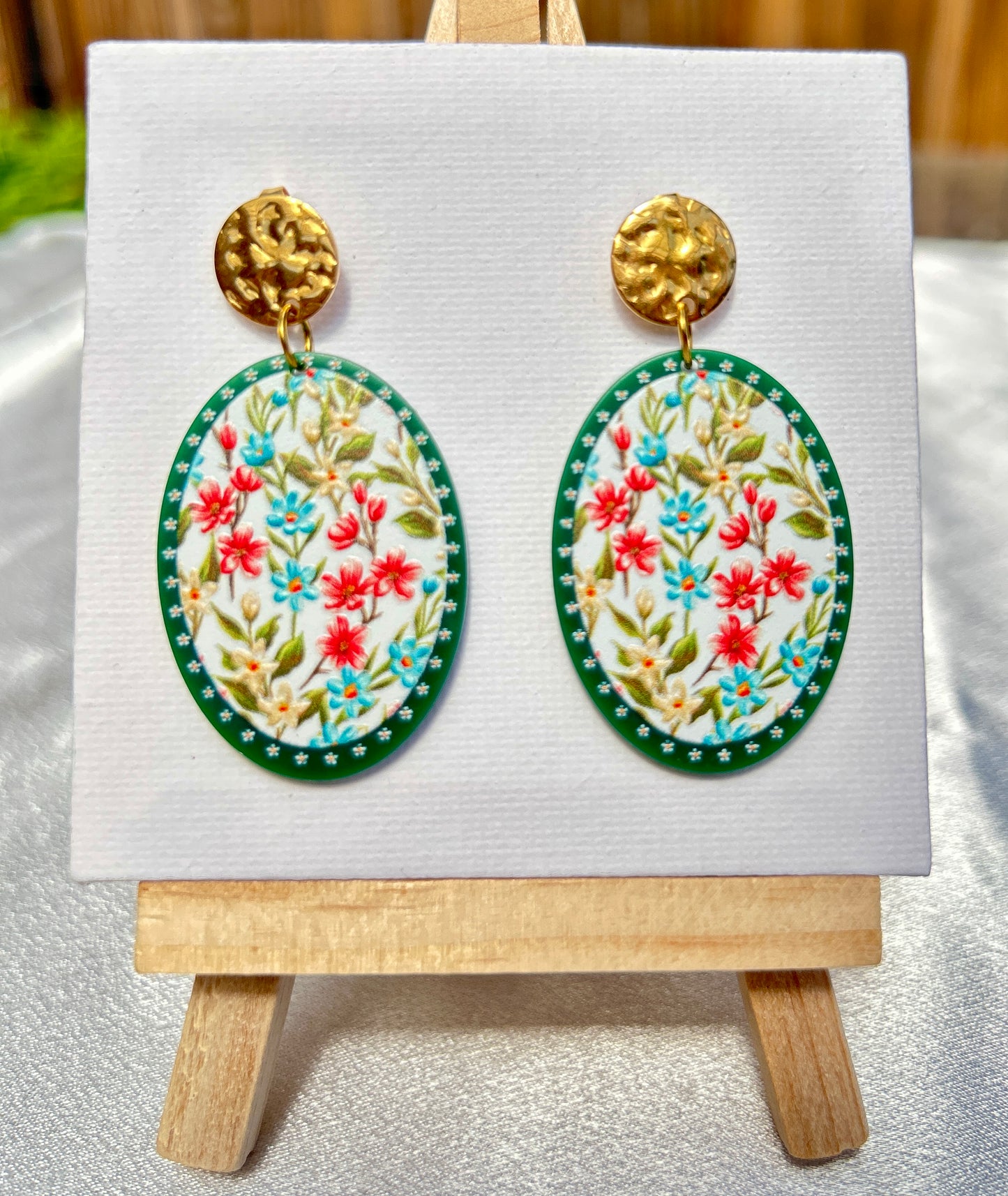 πΈ Vintage Bloom Oval Earrings β Stainless Steel & Acrylic
