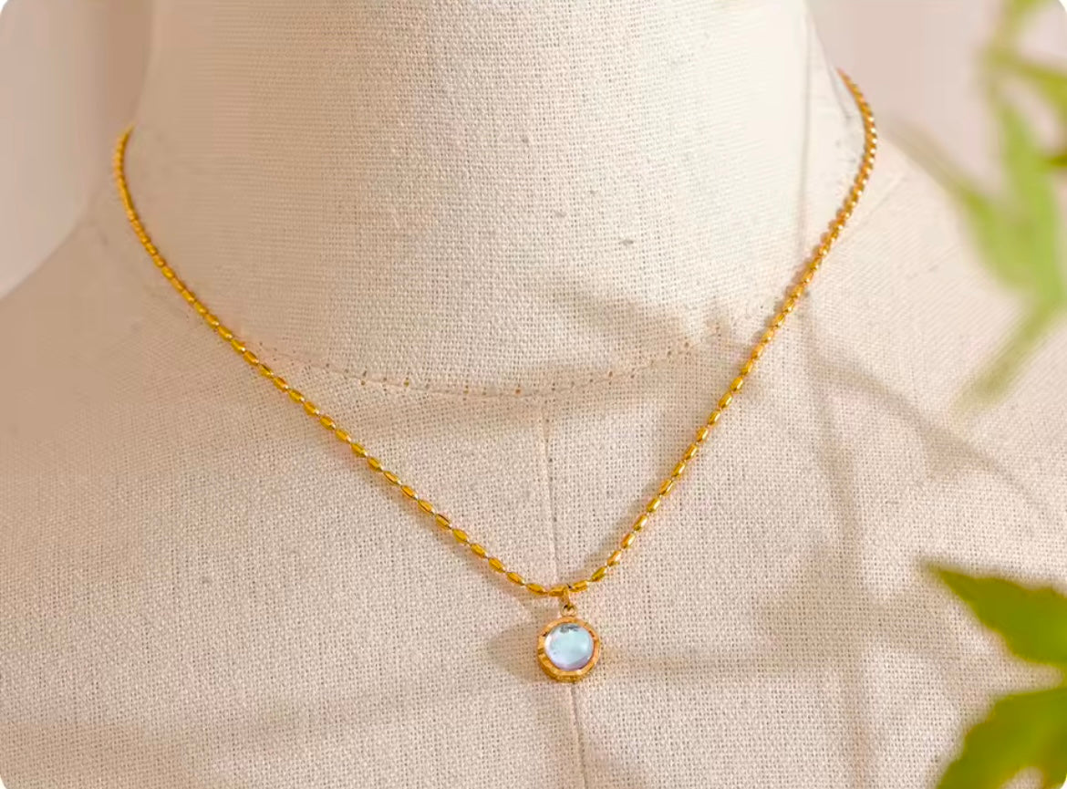 Gold-Plated Moonstone Drop Necklace – Tarnish-Free, Chic, Waterproof