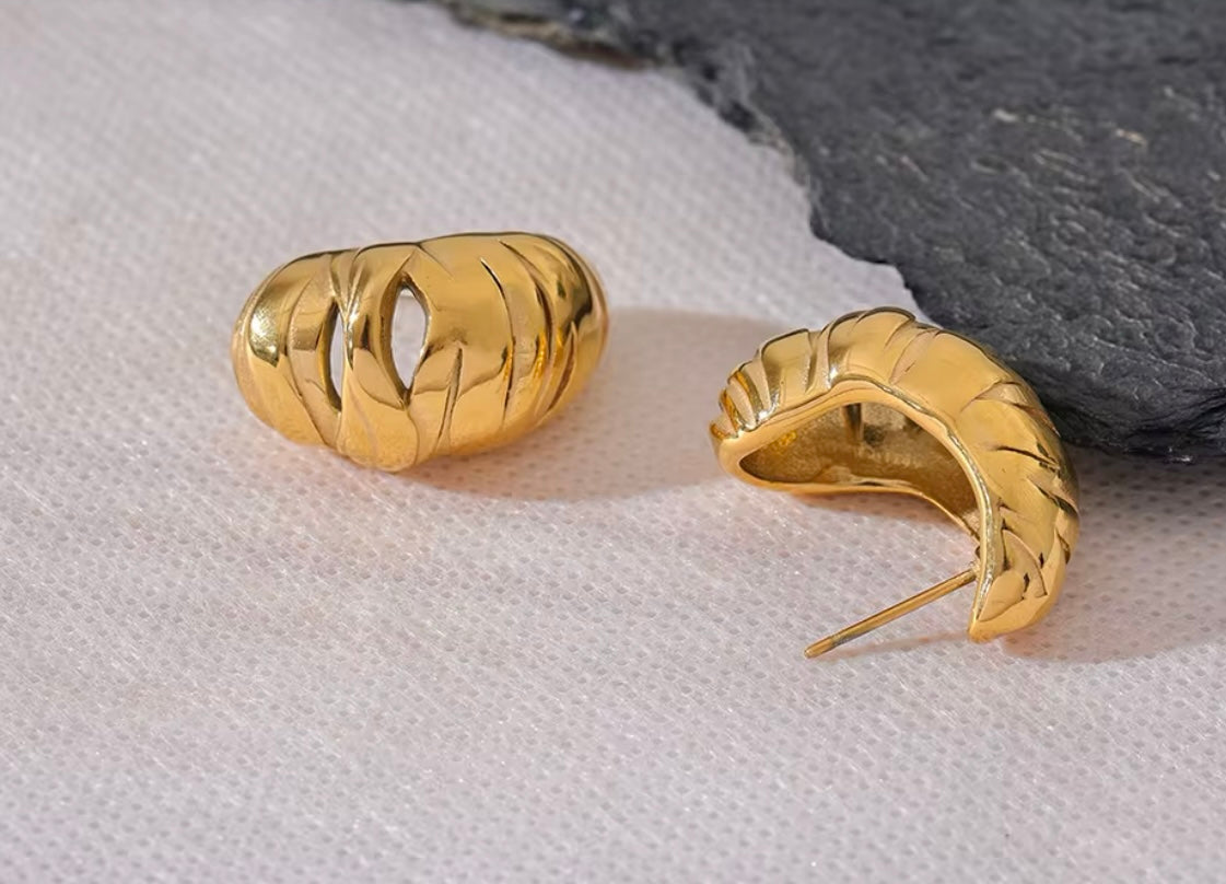 Gold-Plated Stainless Steel C-Shaped Geometric Earrings