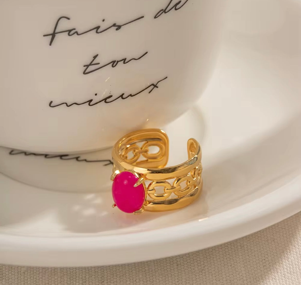 Bold Majesty Open Band Ring – 18K Gold Plated with Pink Oval Crystal (Size 7)
