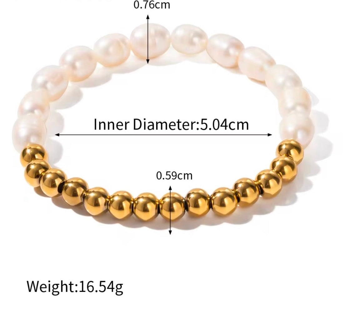 Freshwater Pearl and Gold Bead Stretch Bracelet