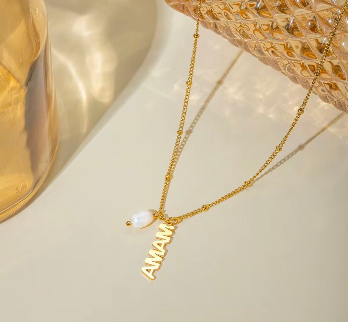 Mama Gold Necklace with Freshwater Pearl