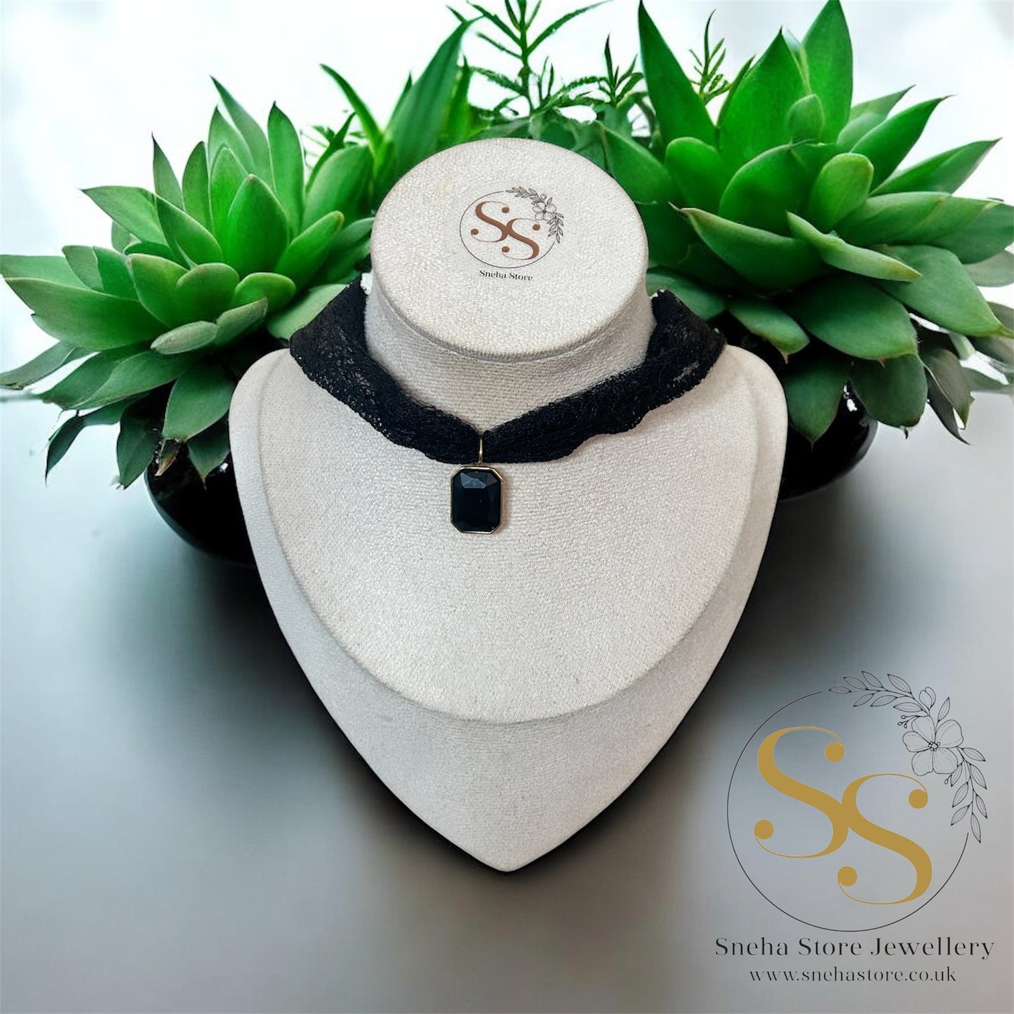 Lace Gem Choker Necklace