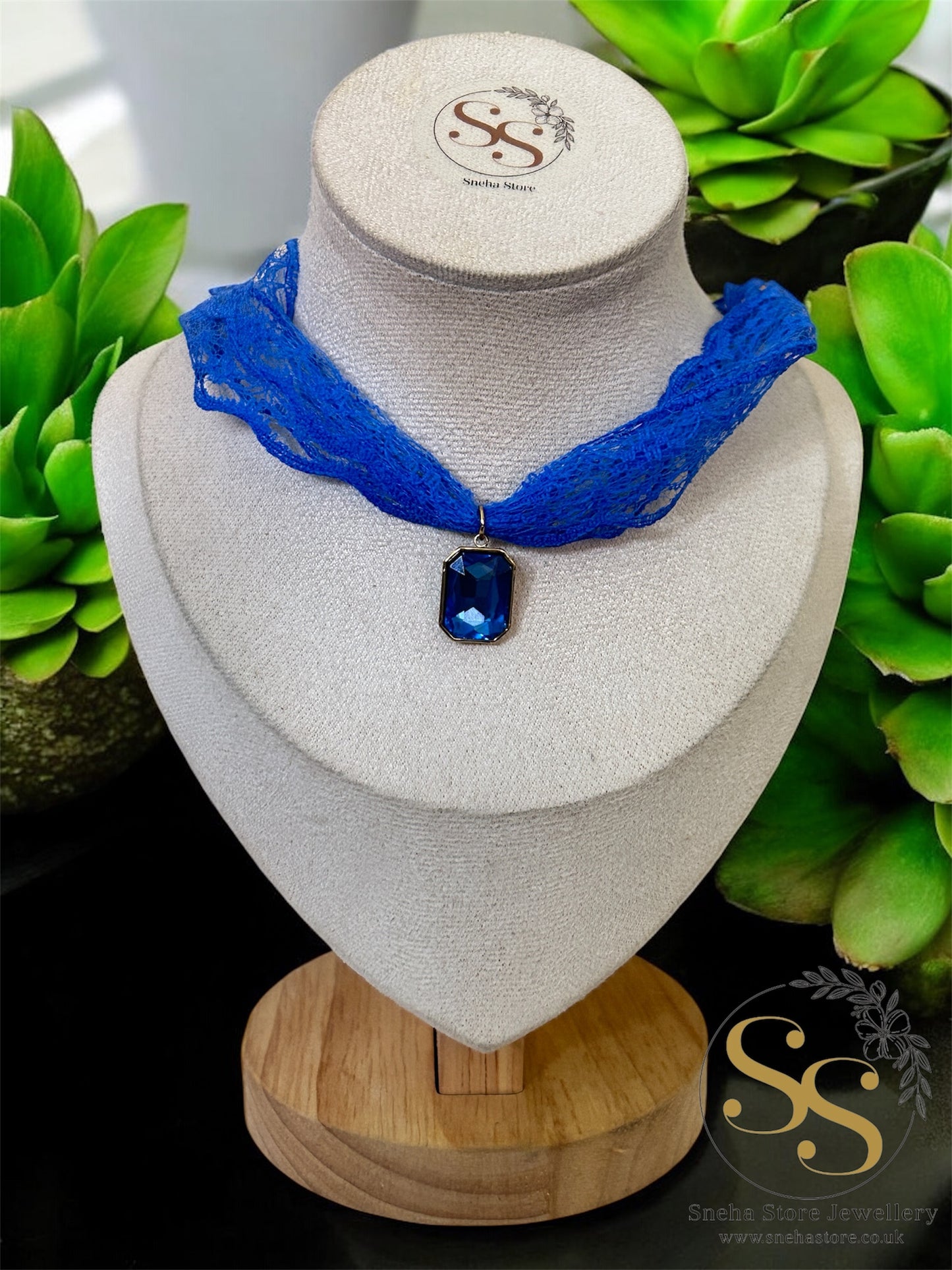 Lace Gem Choker Necklace