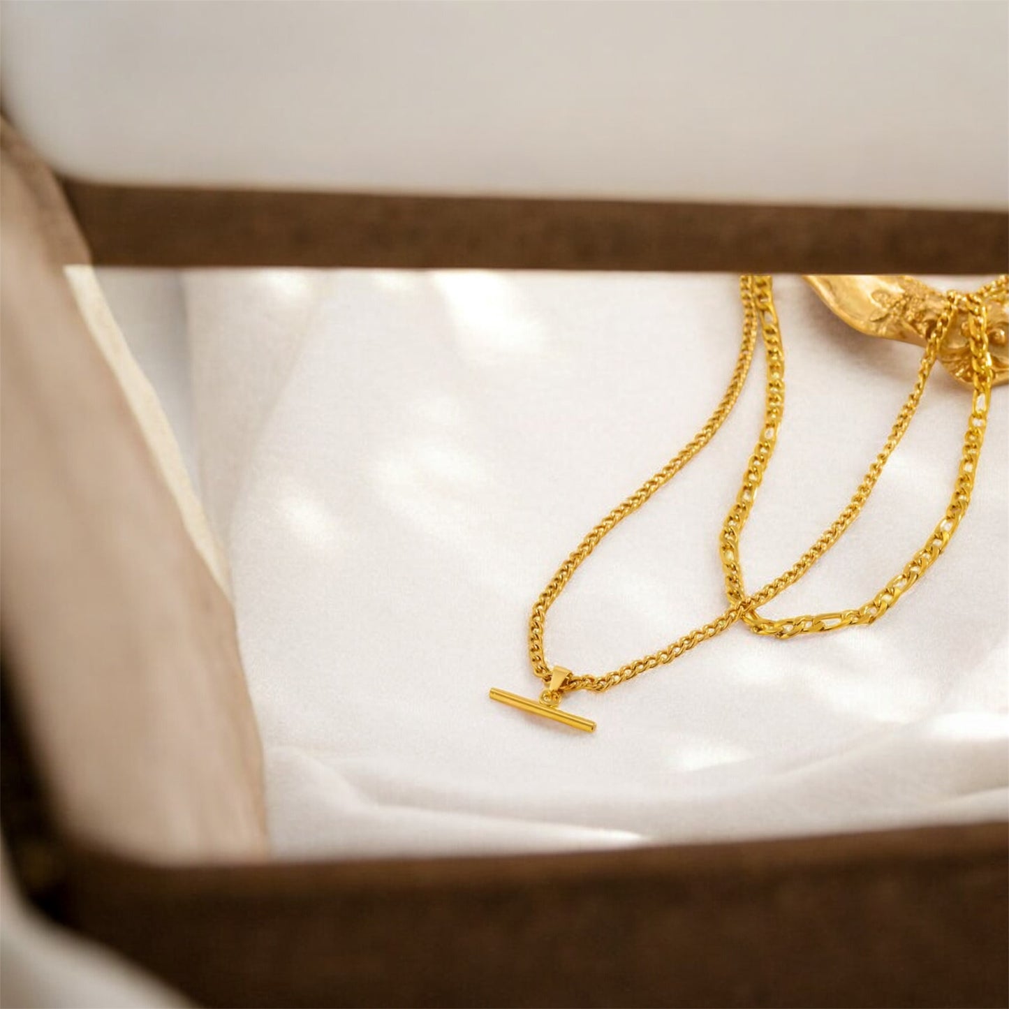 Golden Bar Layered Chain Necklace