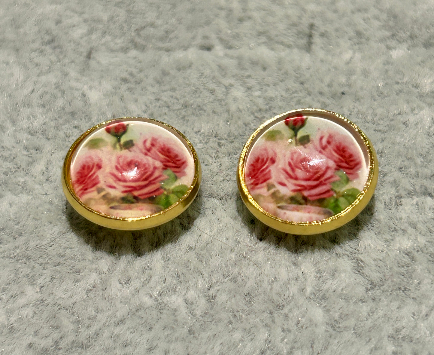 Blush Bloom Resin Stud Earrings (12 mm)