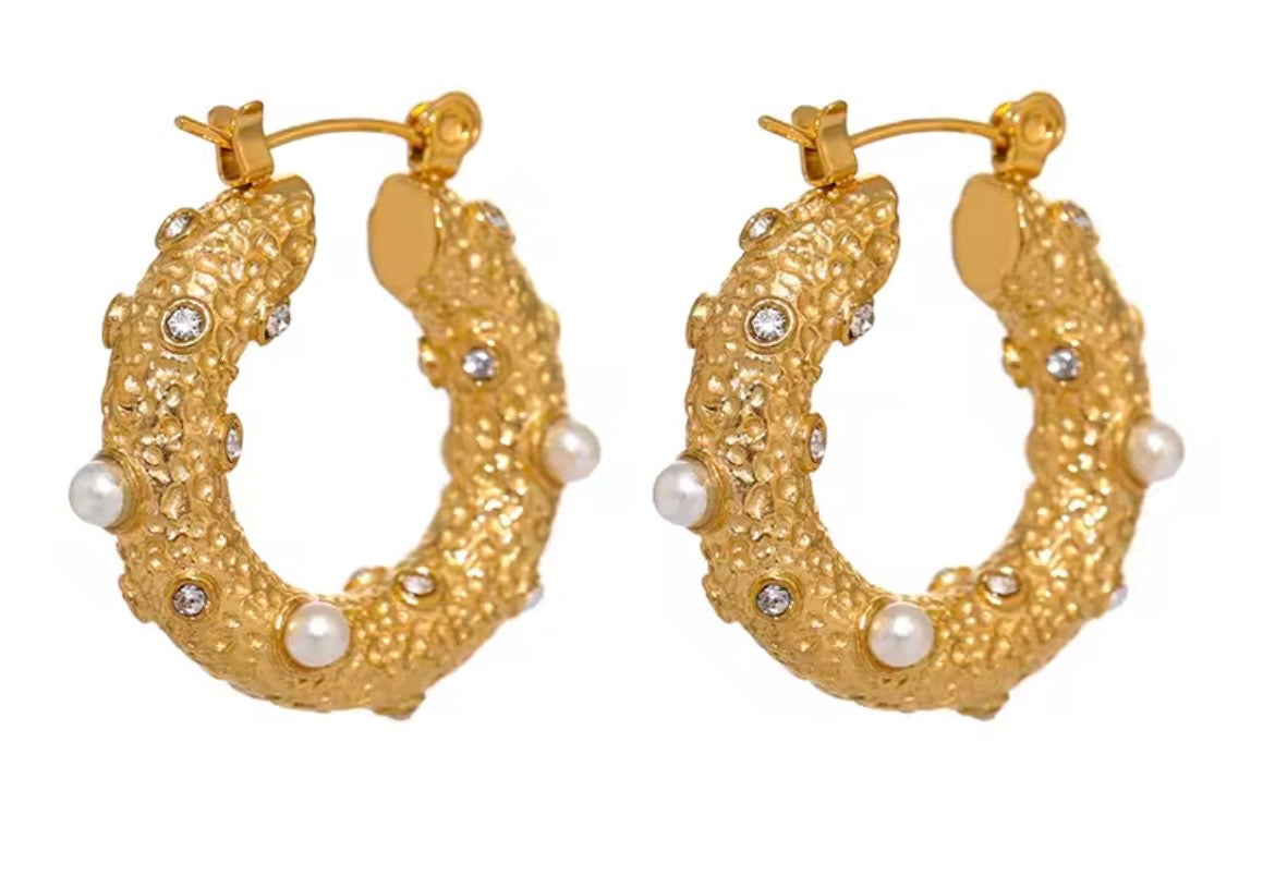 Vintage Pearl Textured Hoop Earrings – Gold Plated Stainless Steel