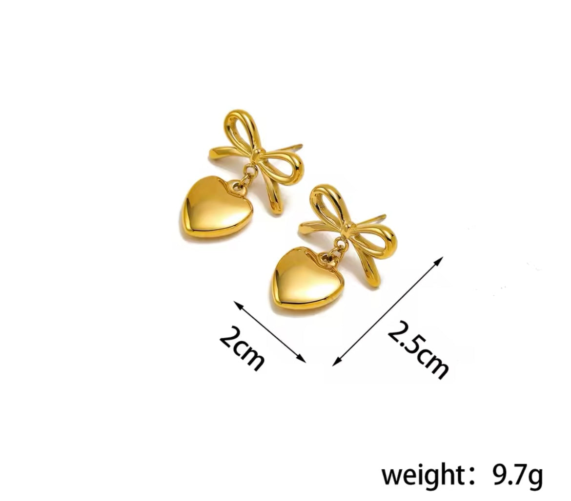 Golden Bow & Heart Matching Jewellery
