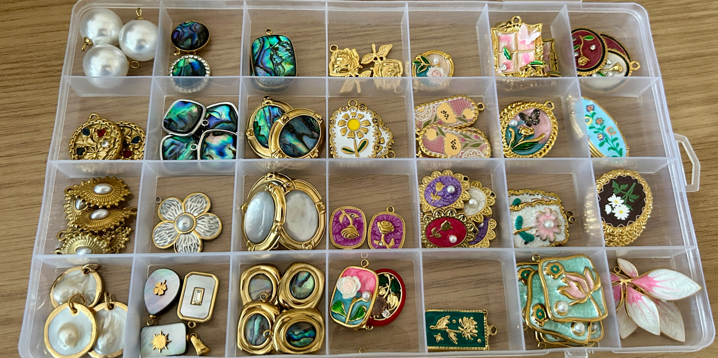 Charm Bar Live Claim Collection