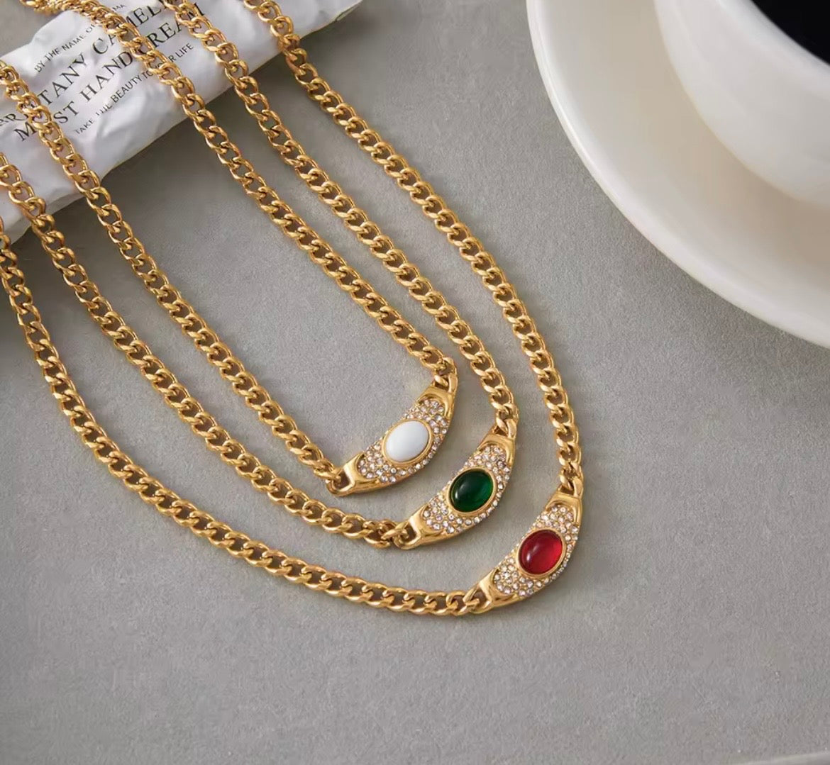 Bella Vintage Necklace