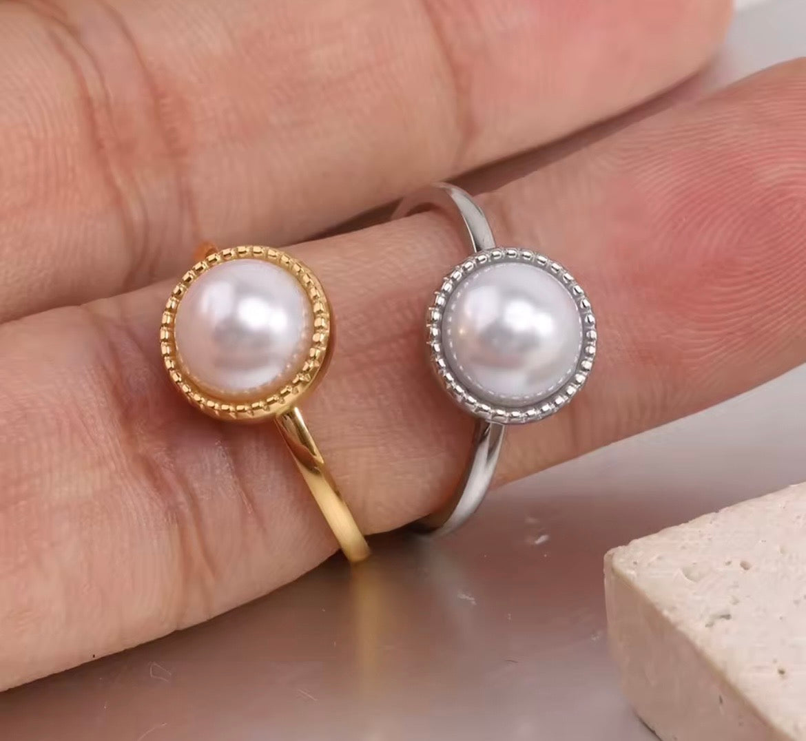 Pearl Glow Ring