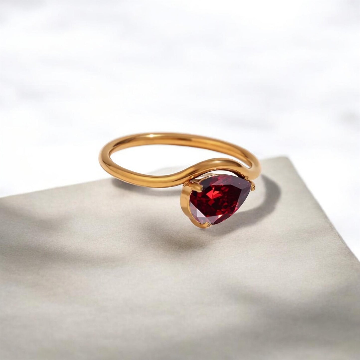 Oval Zircon Birthstone Ring – Size US 8 UK Size P½ to Q