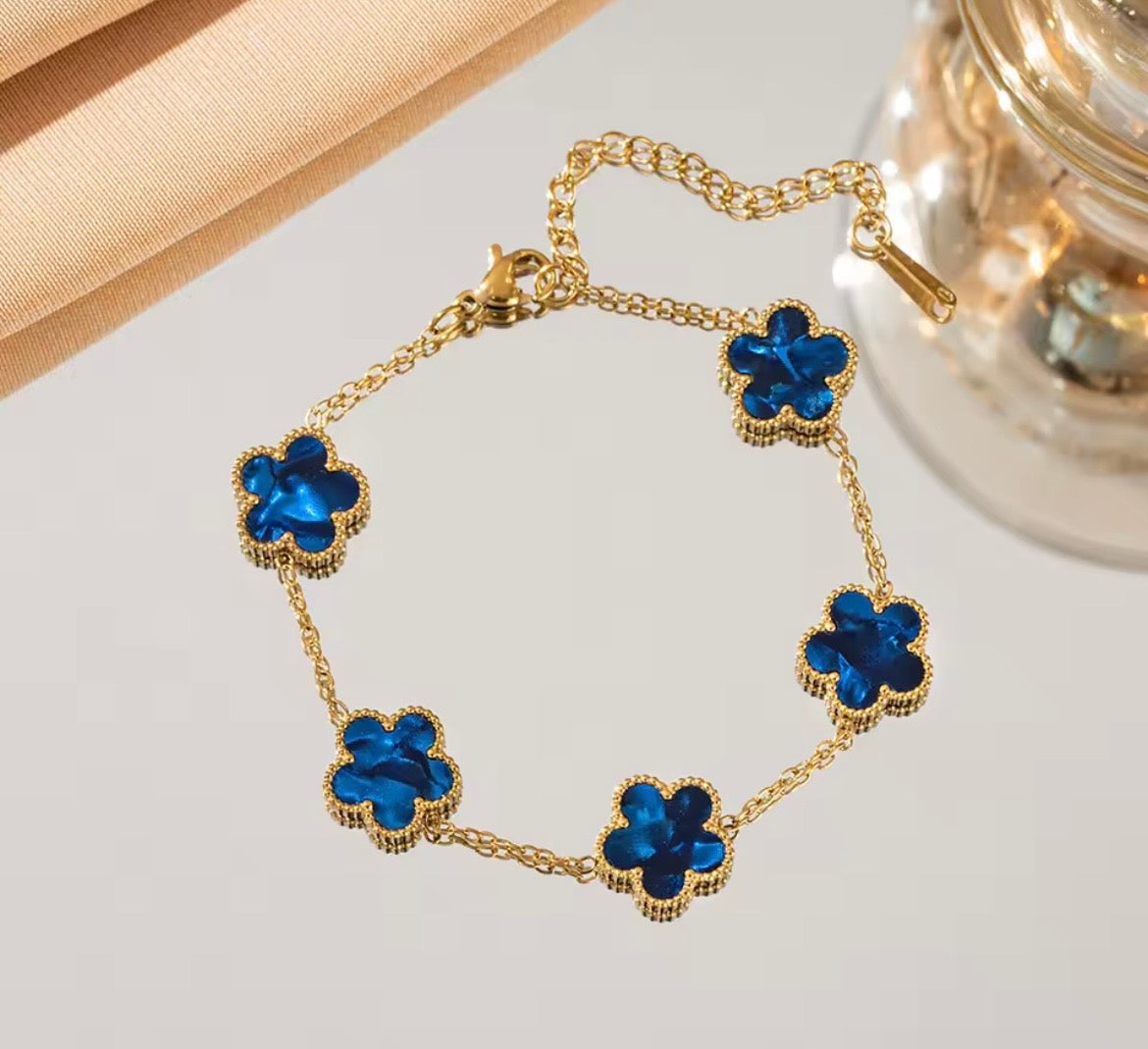 Lucky Clover Charm Bracelet