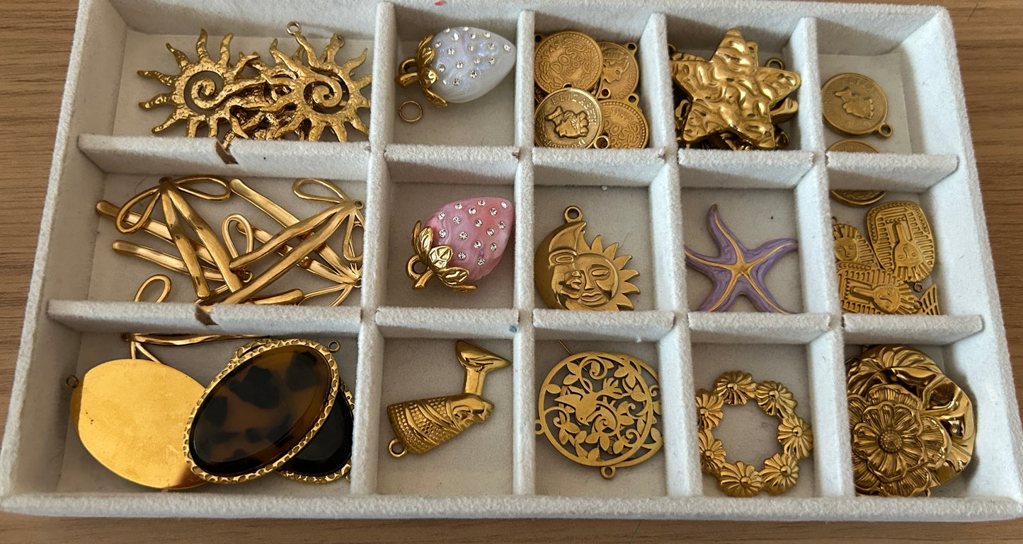 Charm Bar Live Claim Collection
