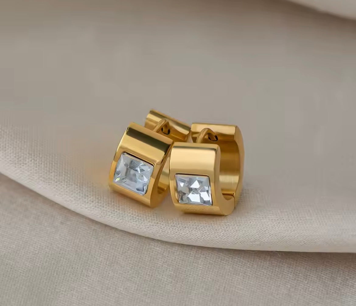 Luna Prism Hoop Earrings – 18K Gold Plated
