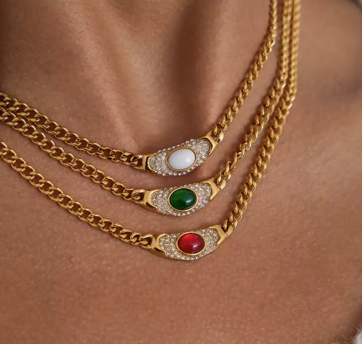 Bella Vintage Necklace