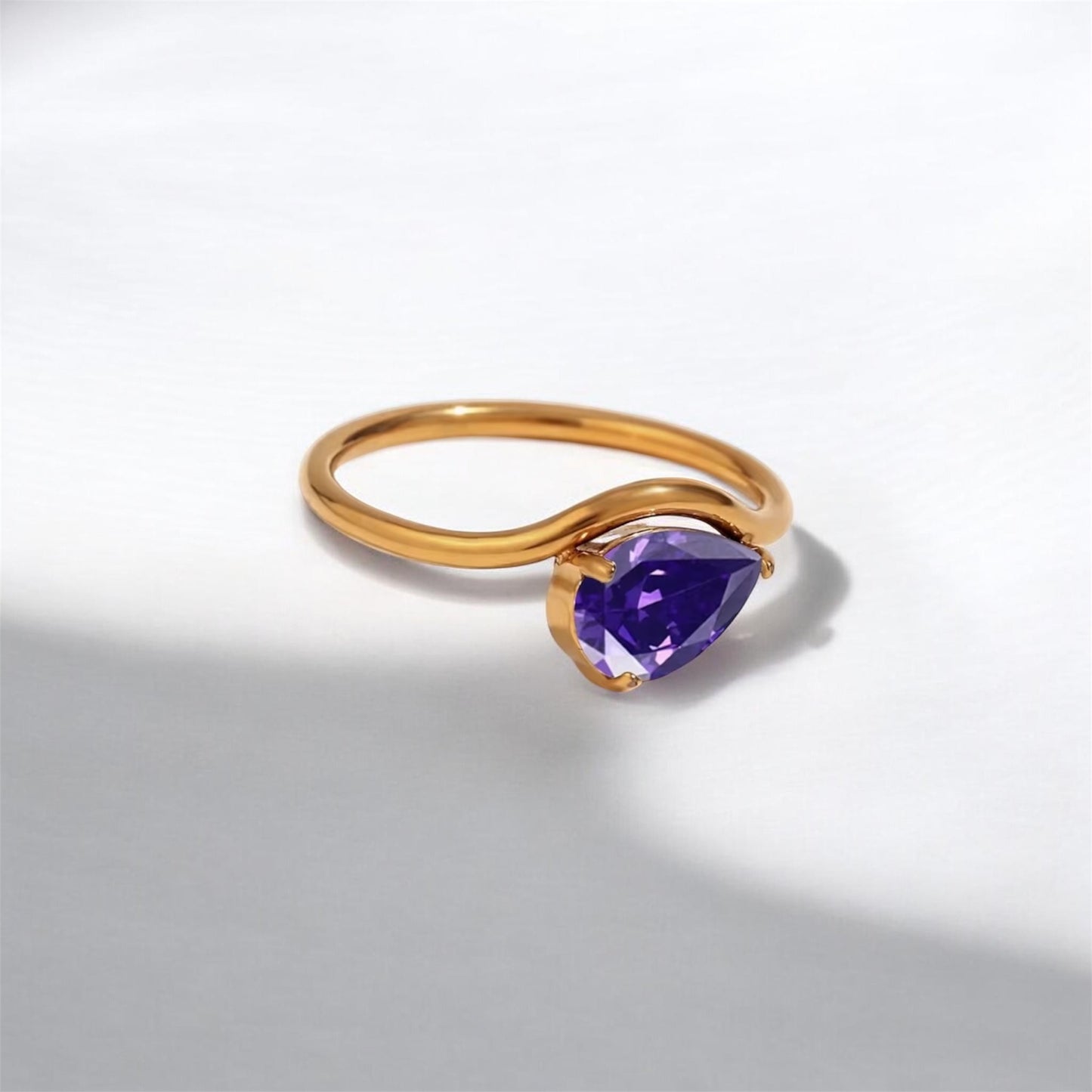 Oval Zircon Birthstone Ring – Size US 8 UK Size P½ to Q