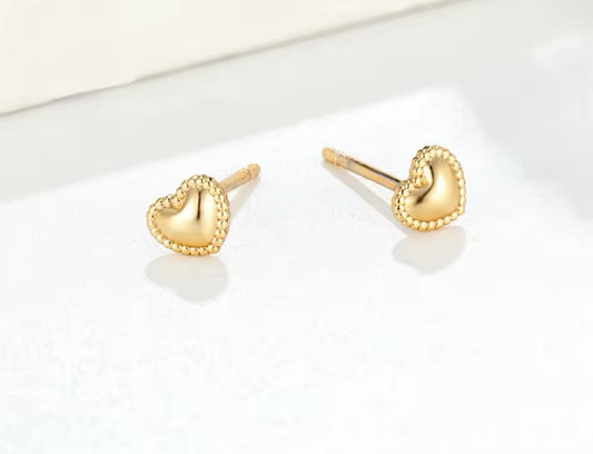Mini Beaded Heart Stud