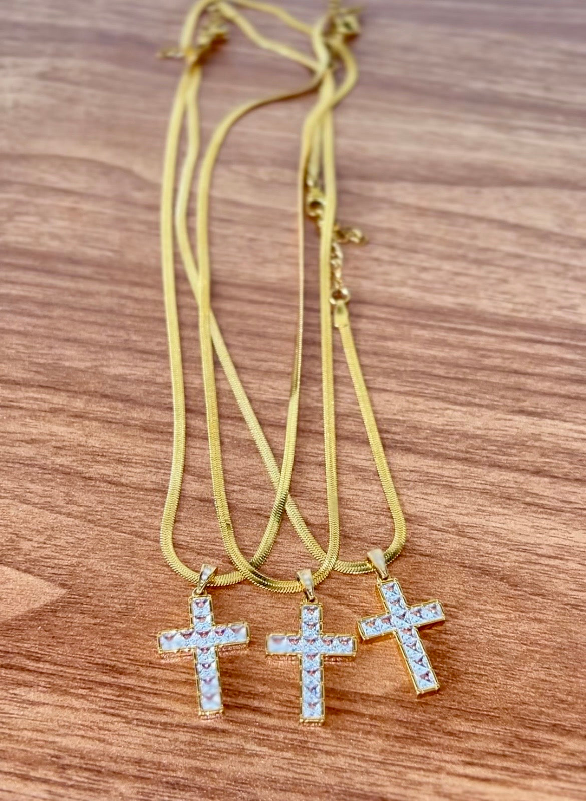 Radiant Cross Pendant Necklace – 18K PVD Gold Plated Stainless Steel