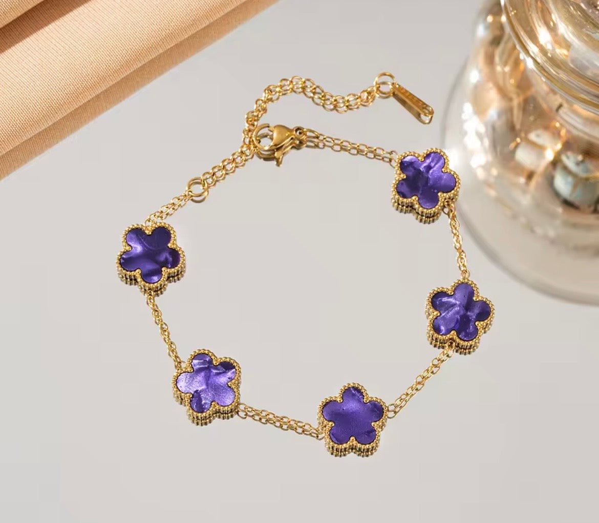 Lucky Clover Charm Bracelet