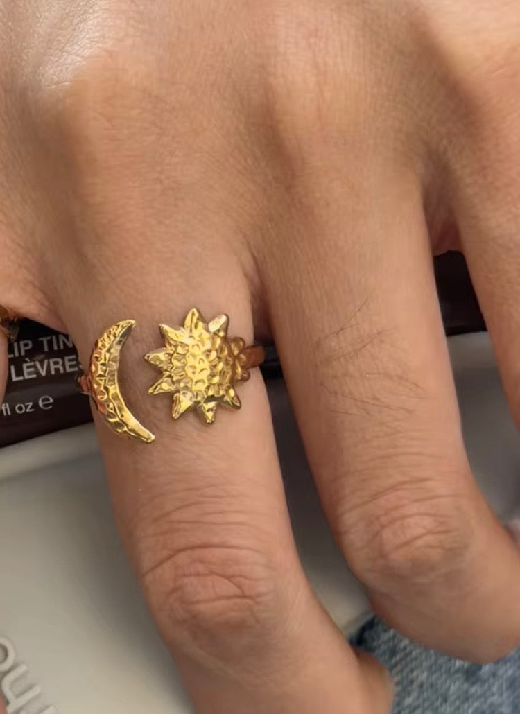 Sun & Moon Adjustable Ring – 18K PVD Gold Plated Stainless Steel