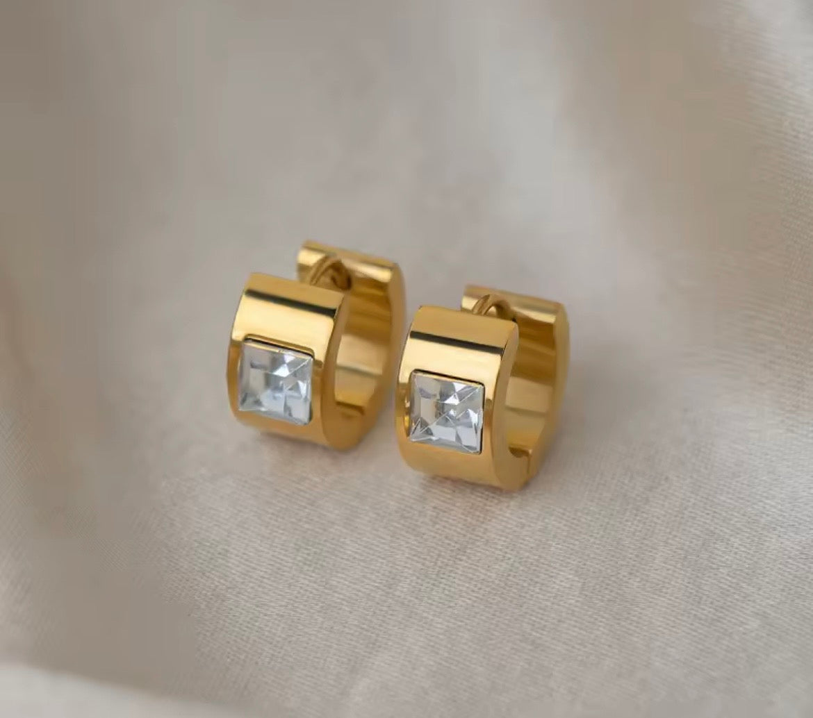 Luna Prism Hoop Earrings – 18K Gold Plated