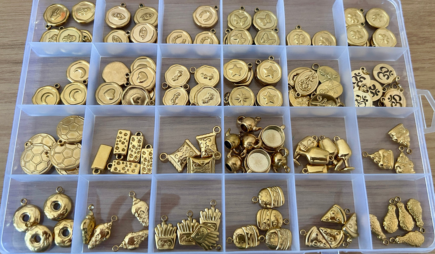 Charm Bar Live Claim Collection