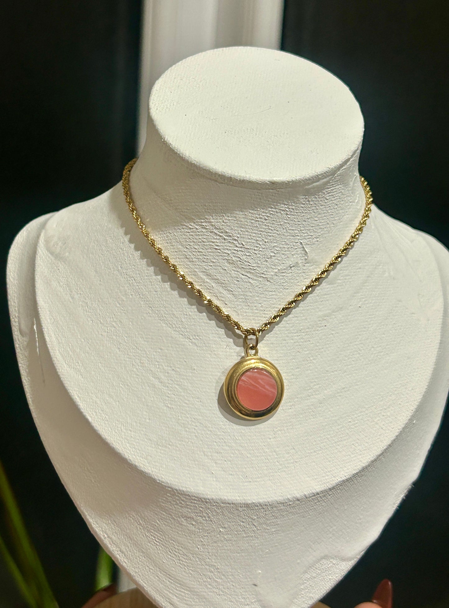 Natural Stone Round Pendant Necklace