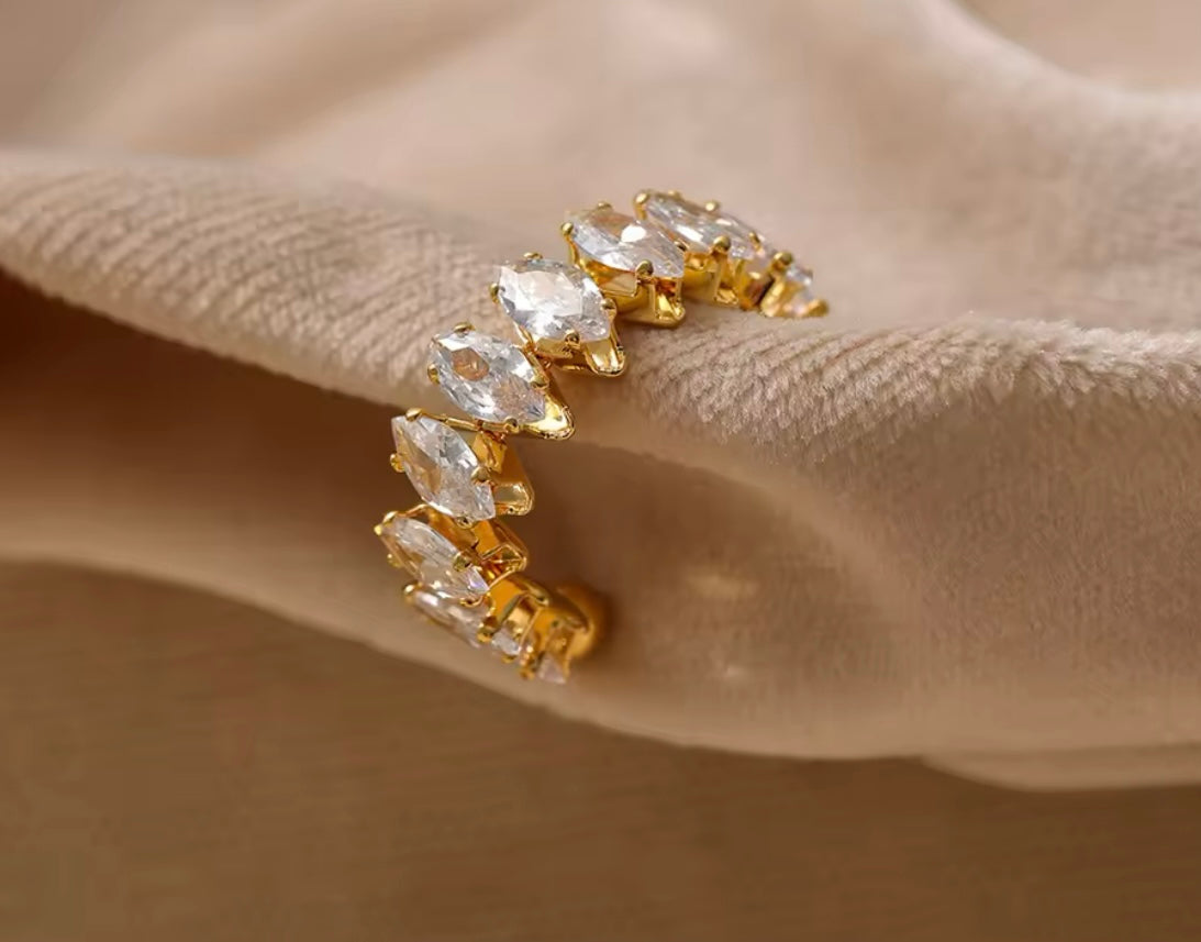Aurora Adjustable Zircon Ring – Gold Plated