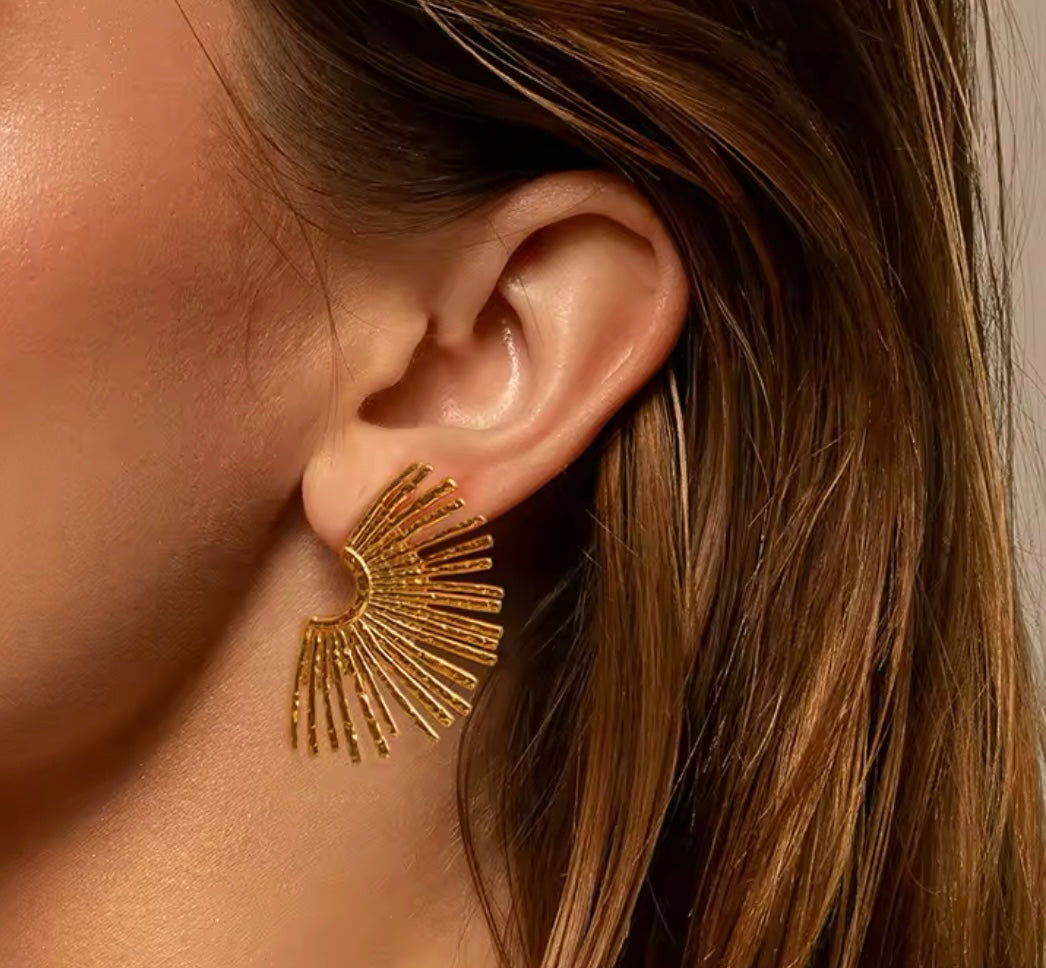 Gold-Plated Stainless Steel Fan-Shaped Stud Earrings for Women