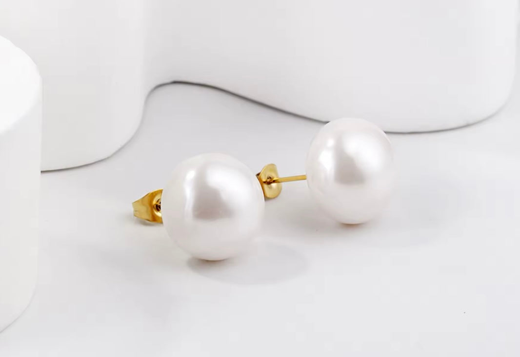 Classic Imitation Pearl Stud Earrings – Gold-Plated Stainless Steel